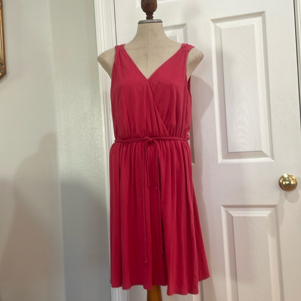Ann Taylor loft dress 100% cotton red belted sleeveless women’s size M medium